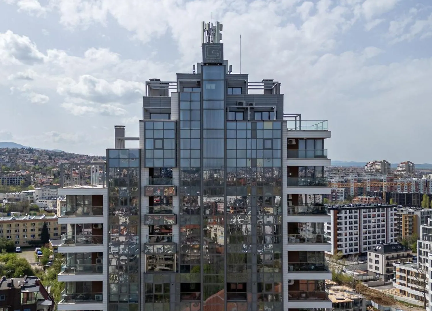 דירה Sofia View - By Metro, Kids Room, Huge Terrace, 2 Garages, Ps5, Playground, Bbq, 24H Security