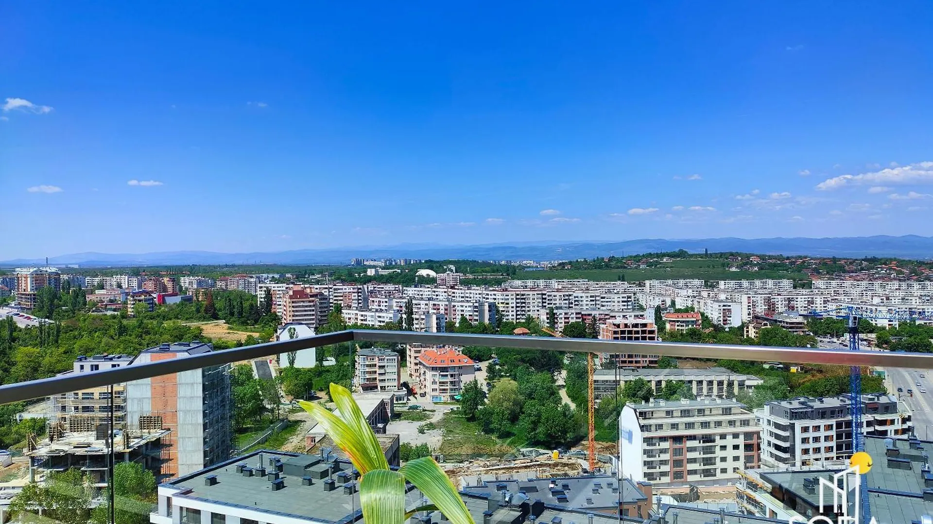 Sofia View - By Metro, Kids Room, Huge Terrace, 2 Garages, Ps5, Playground, Bbq, 24H Security 0*,  בולגריה