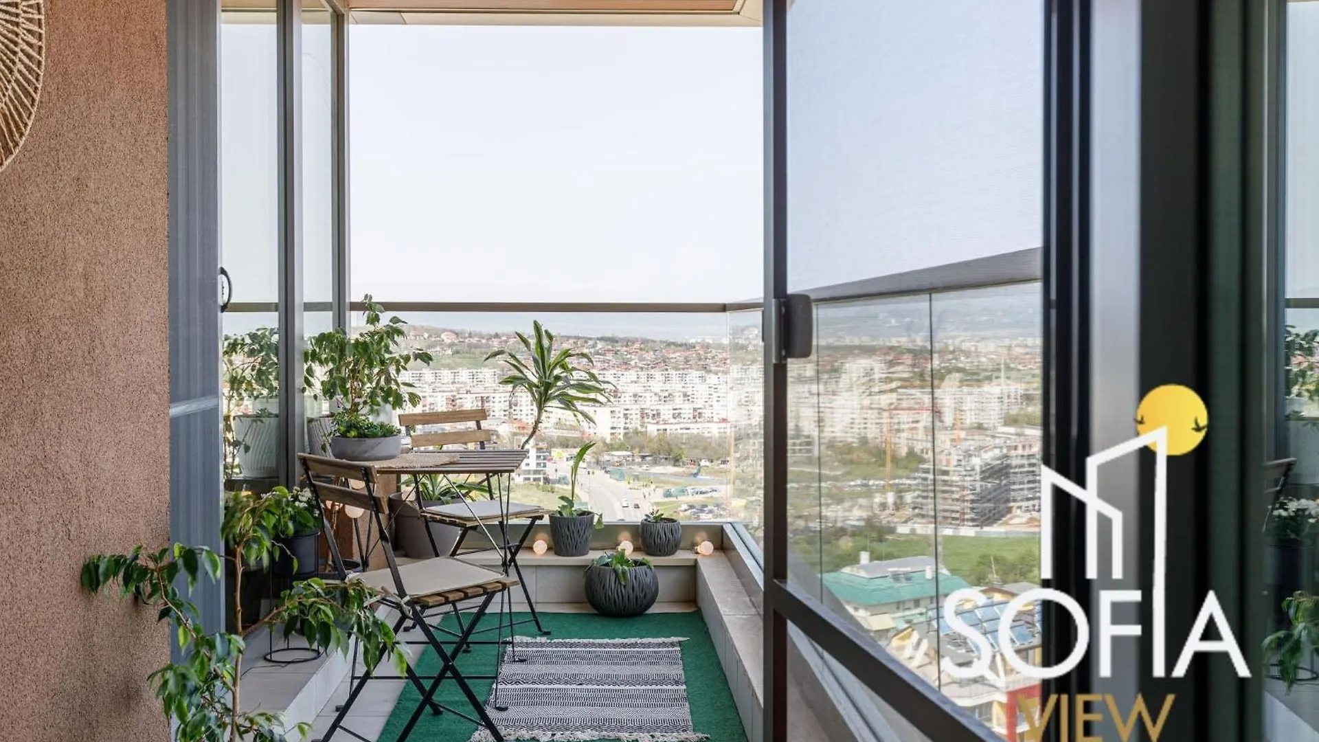 דירה Sofia View - By Metro, Kids Room, Huge Terrace, 2 Garages, Ps5, Playground, Bbq, 24H Security בולגריה